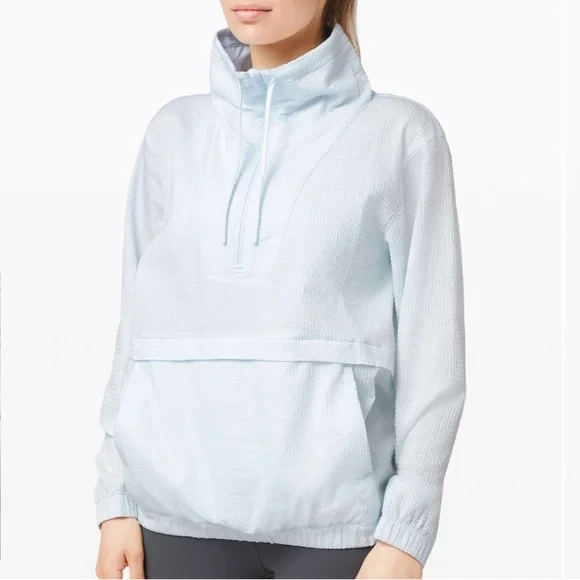 Lululemon Pack Light Pullover *Packable - Picture 2 of 14